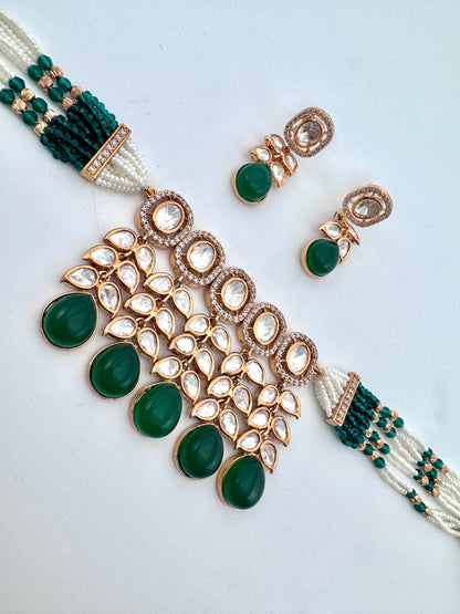 Amrita Kundan Emerald Choker Necklace Set