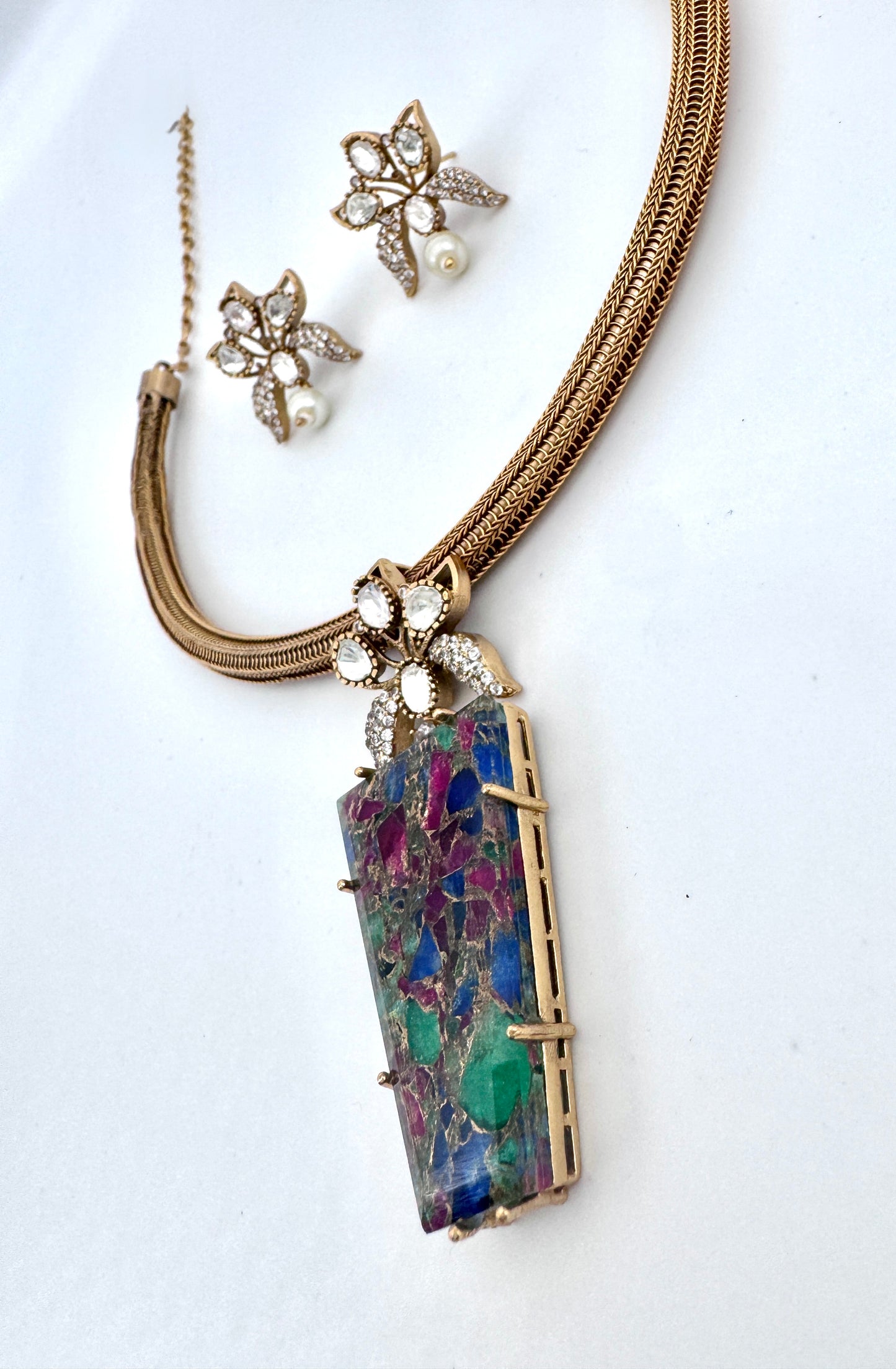 Aria Agate Hasli Necklace Set