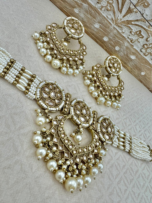 SAMIRA ANTIQUE GOLD CHOKER SET