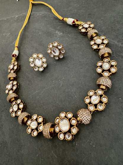 MIA POLKI CZ FLOWER NECKLACE SET
