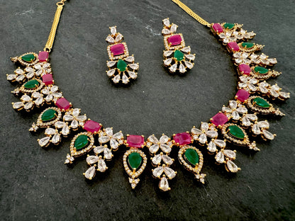 JAYA RUBY EMERALD NECKLACE SET