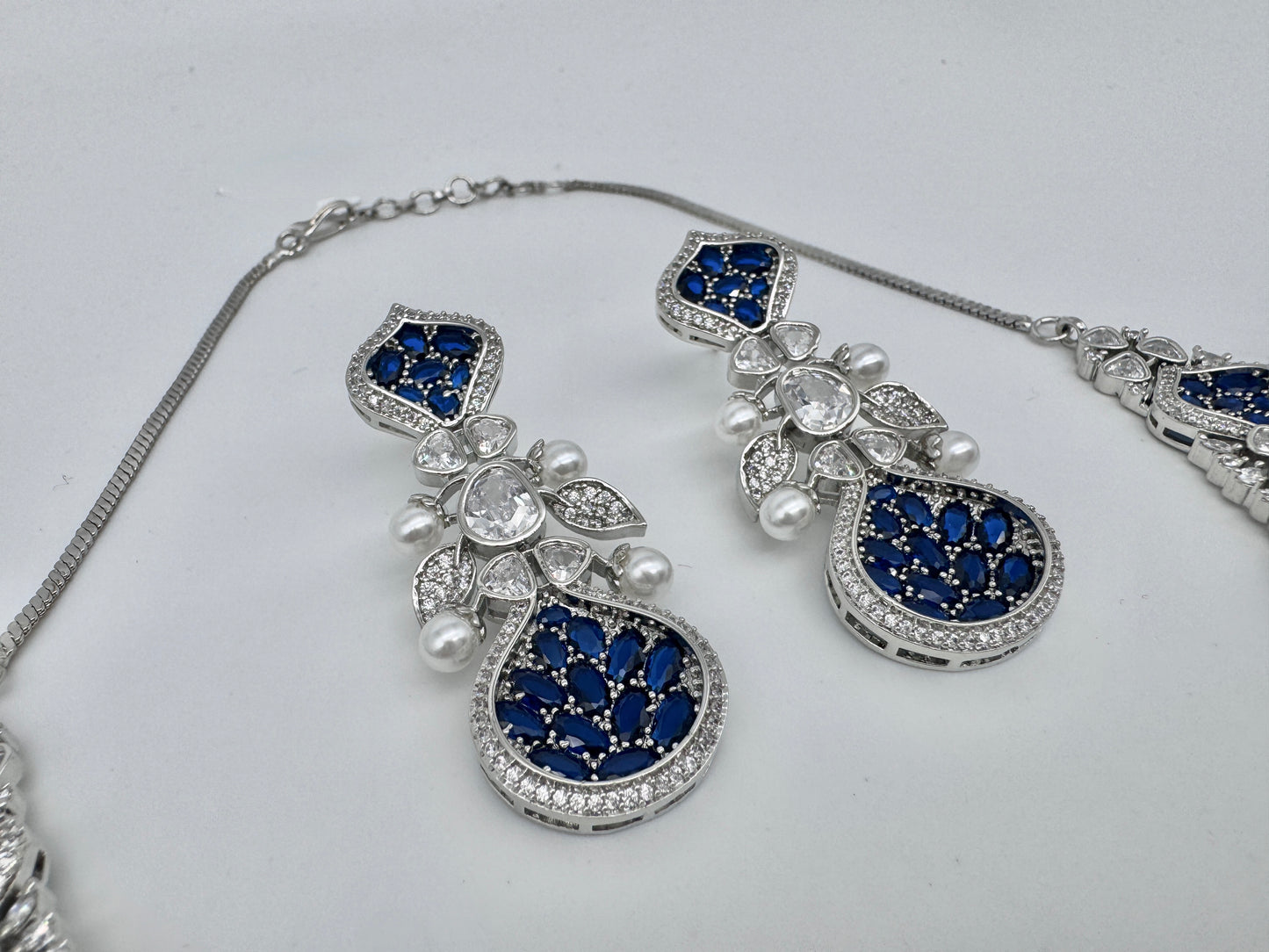 ARIELLE SAPPHIRE SILVER NECKLACE SET
