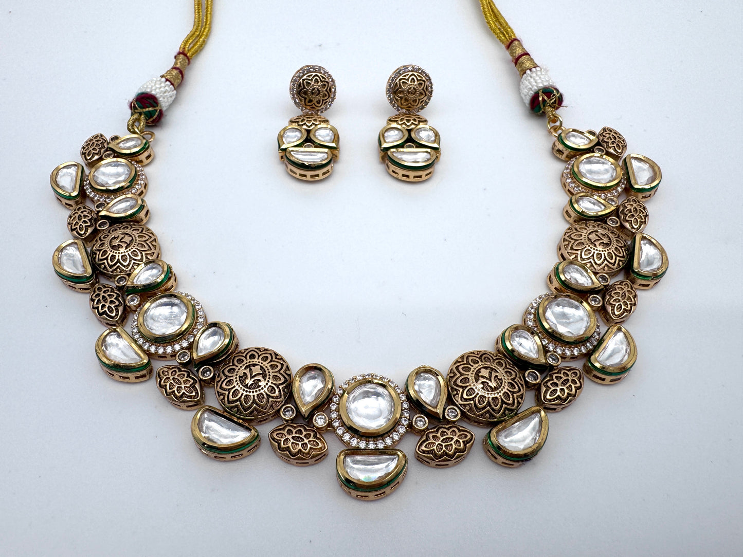 Pranali Bronze Kundan Necklace Set