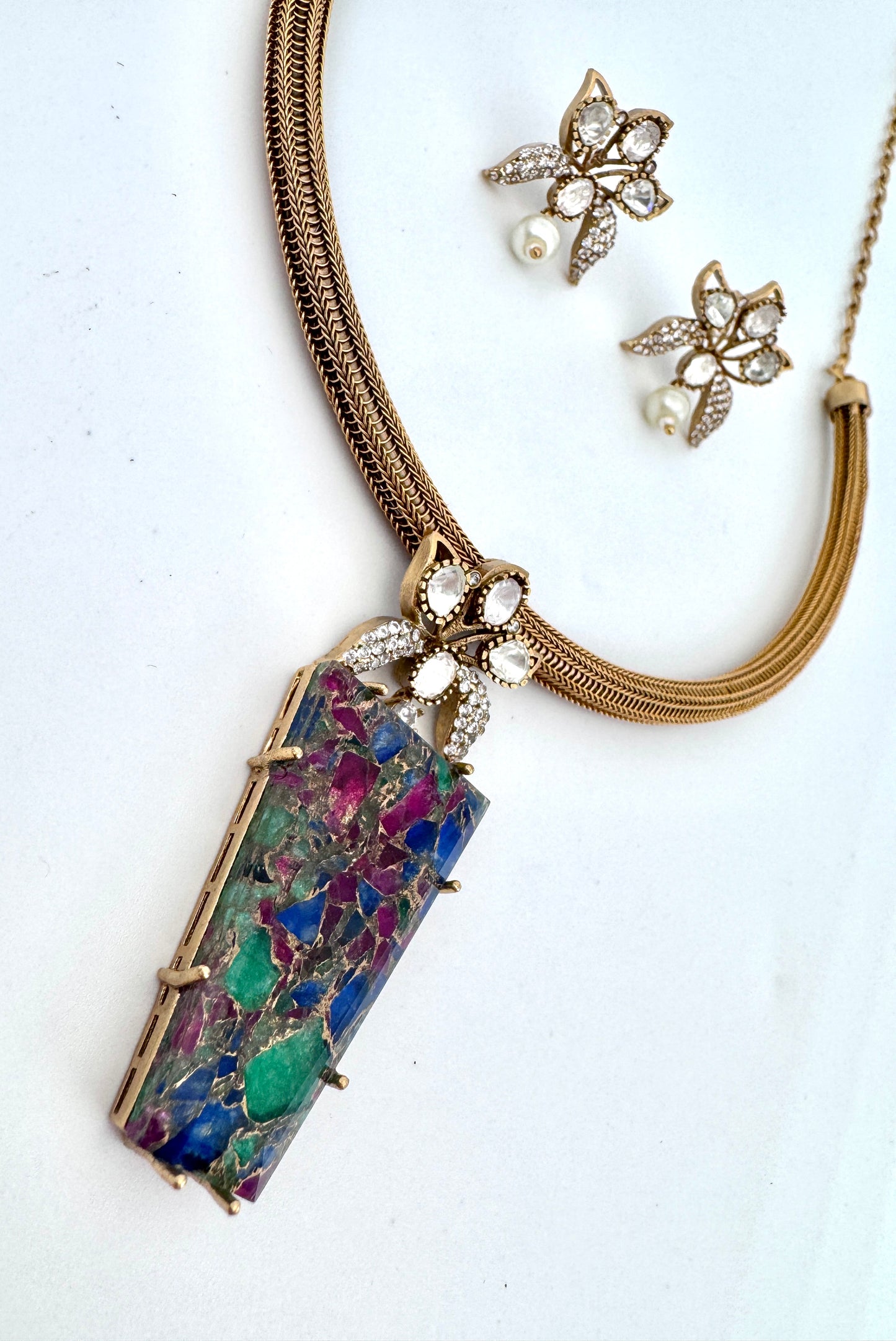 Aria Agate Hasli Necklace Set