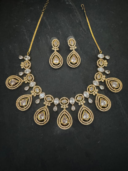 SARA POLKI CZ GOLD NECKLACE SET