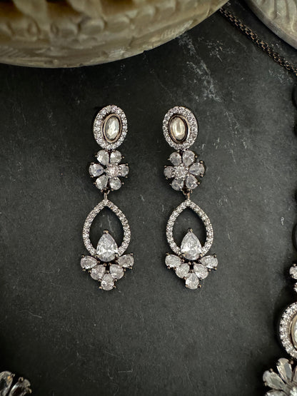 VERA VICTORIAN CZ NECKLACE SET