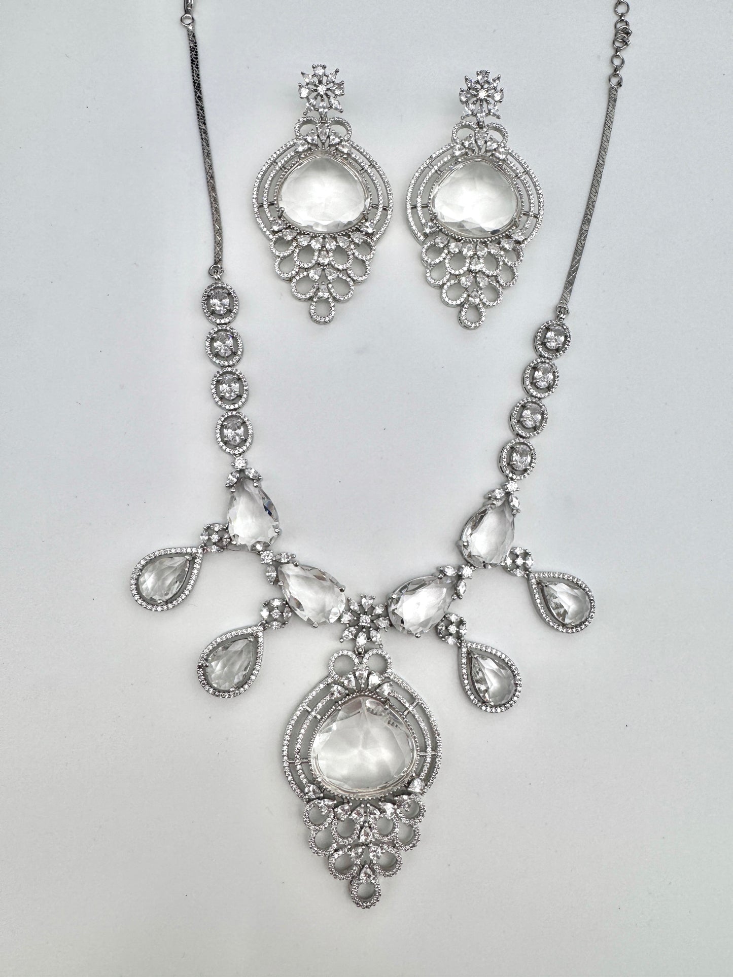 SARA CZ POLKI NECKLACE SET