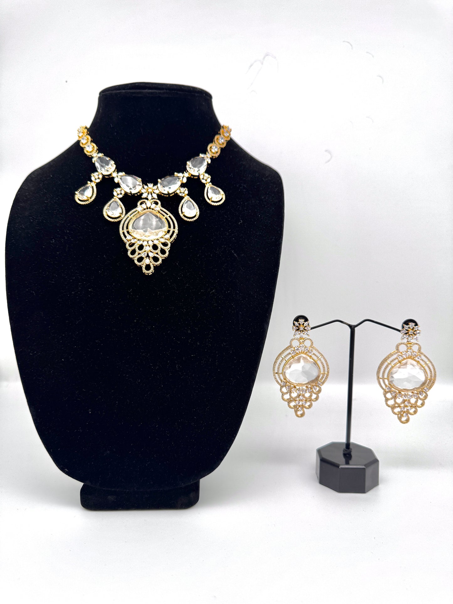 SARA CZ POLKI NECKLACE SET