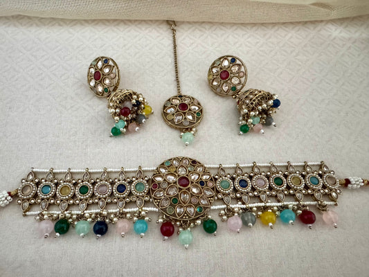 INAYA NAVRATAN MULTICOLOR CHOKER SET