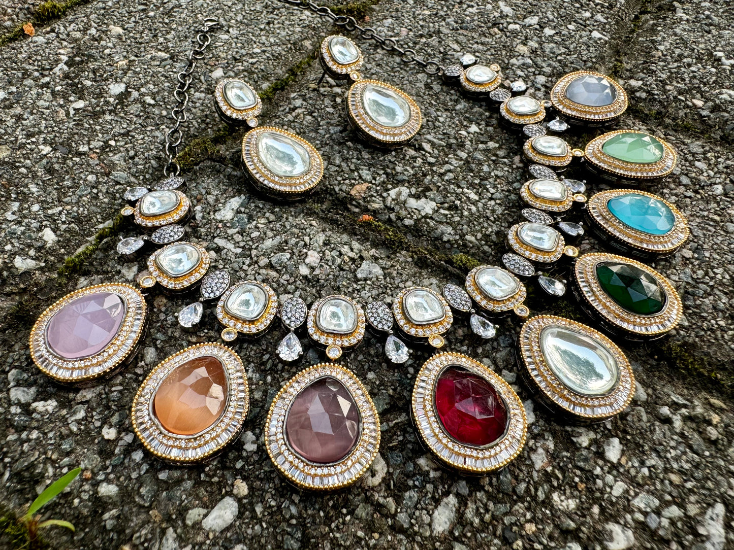 KASHNI NAVRATAN-CZ VICTORIA NECKLACE SET