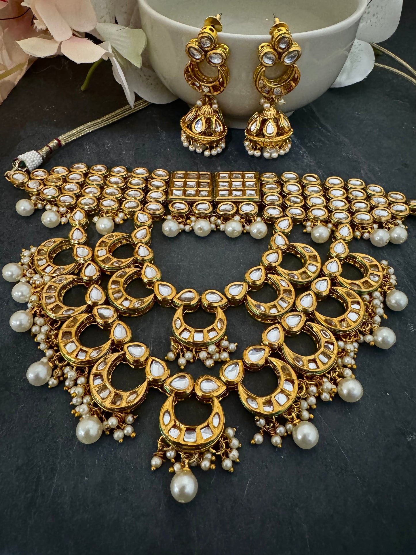 DEVI GOLD KUNDAN CHOKER SET