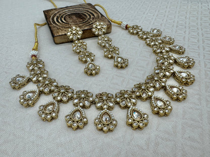 RIMAYA ANTIQUE GOLD NECKLACE SET