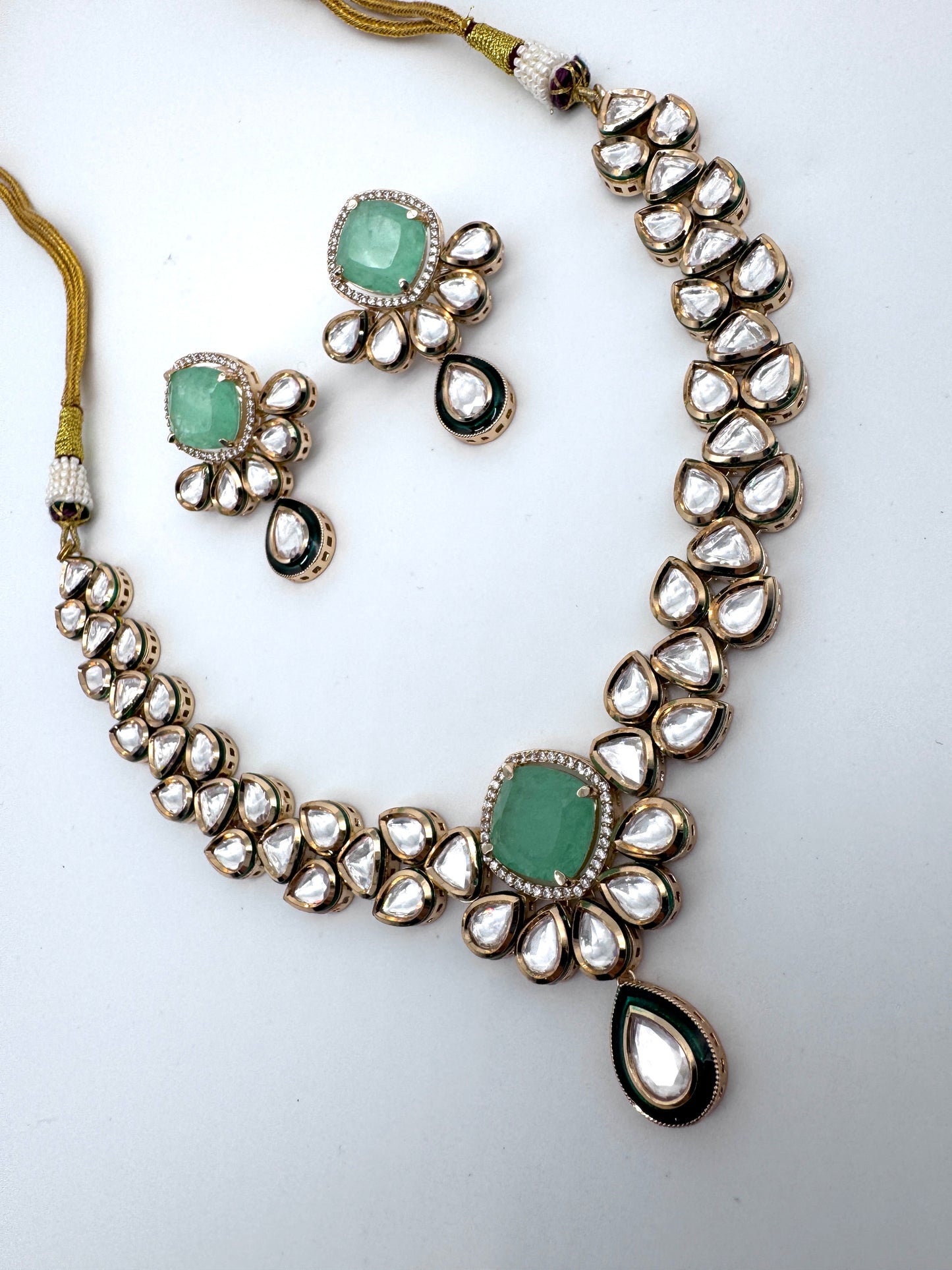 Sayani Green Chalcedony Kundan Necklace Set