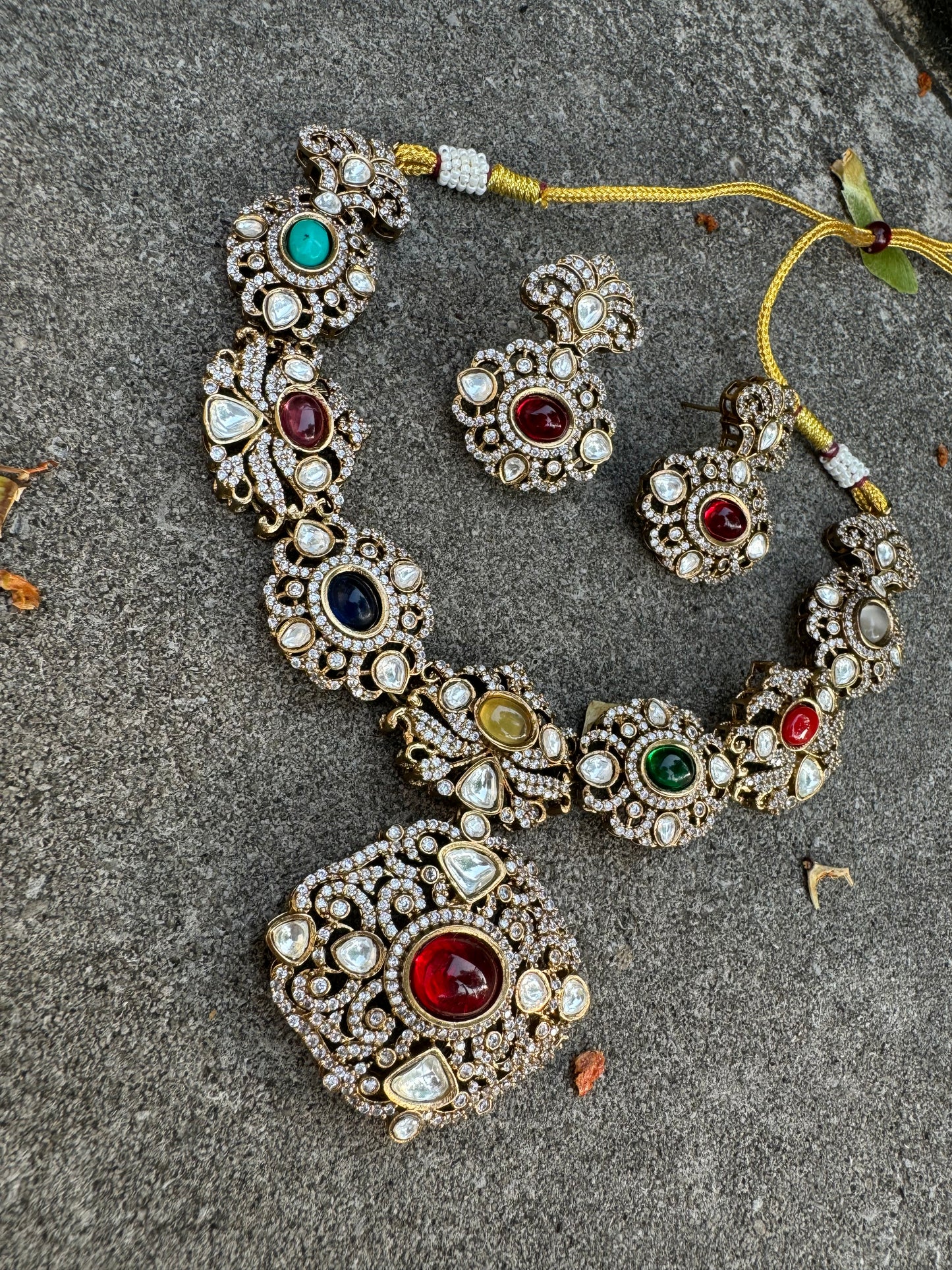 NAAYA VICTORIAN NAVRATAN NECKLACE SET