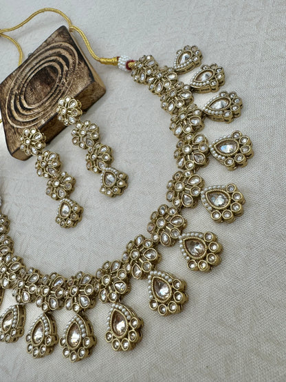 RIMAYA ANTIQUE GOLD NECKLACE SET