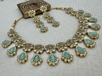 RIMAYA PASTEL GREEN NECKLACE SET