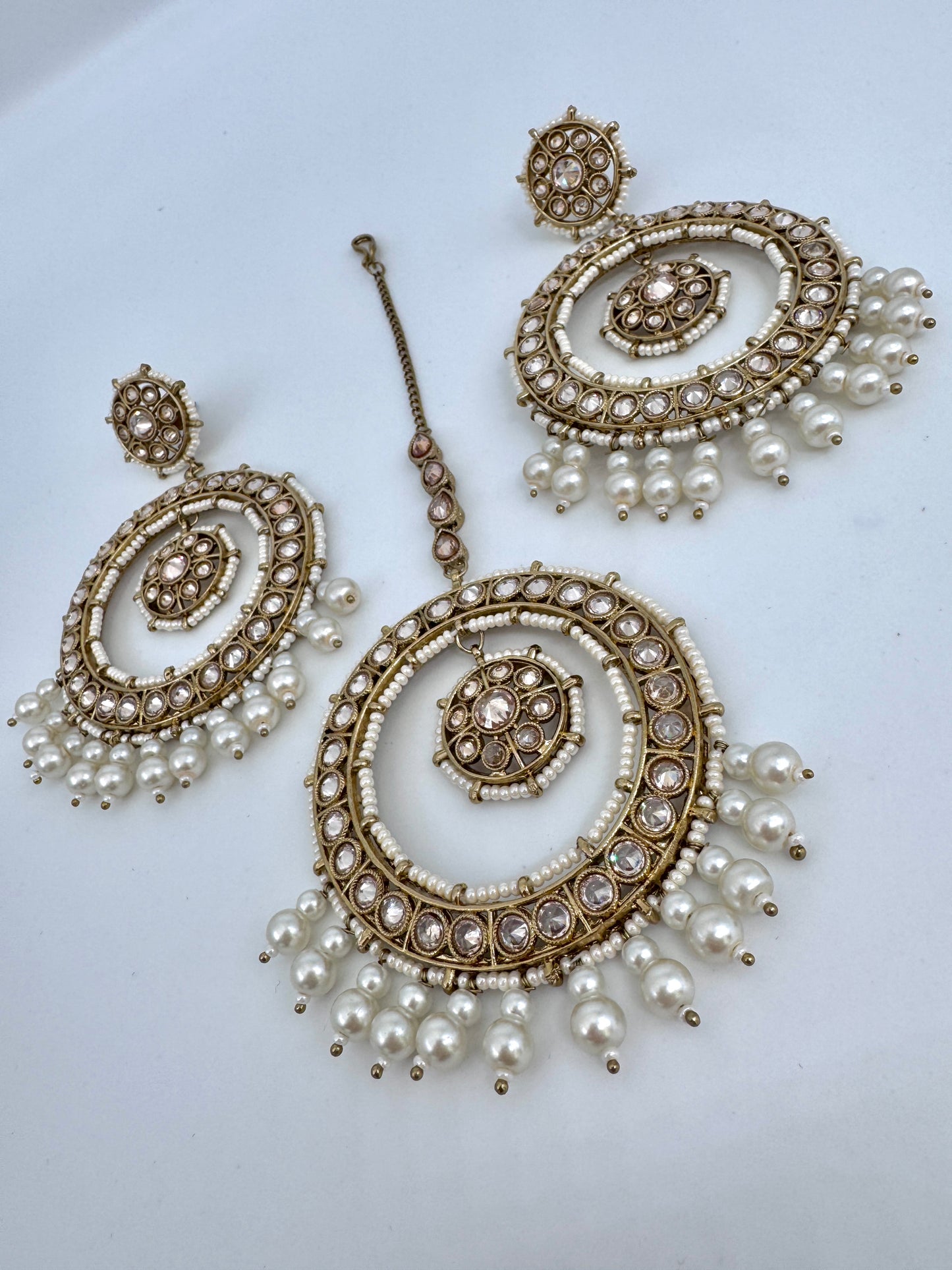 Amber Geometric Earrings Mangtika Set