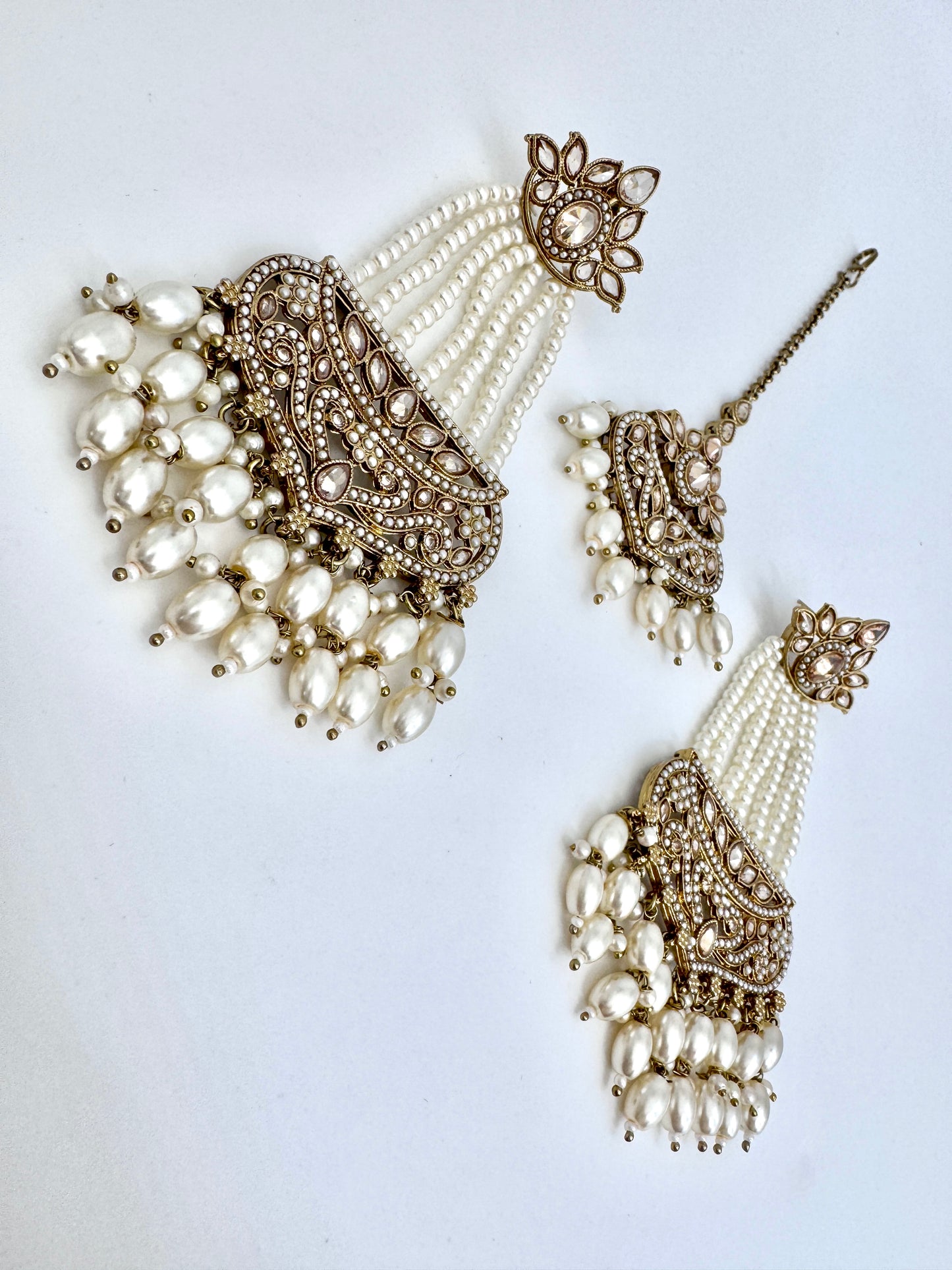 Gazal Pearl Earrings Mangtika Set