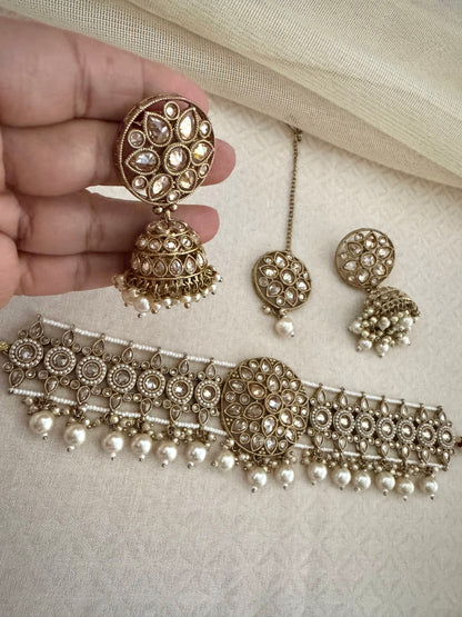 INAYA IVORY PEARL CHOKER SET