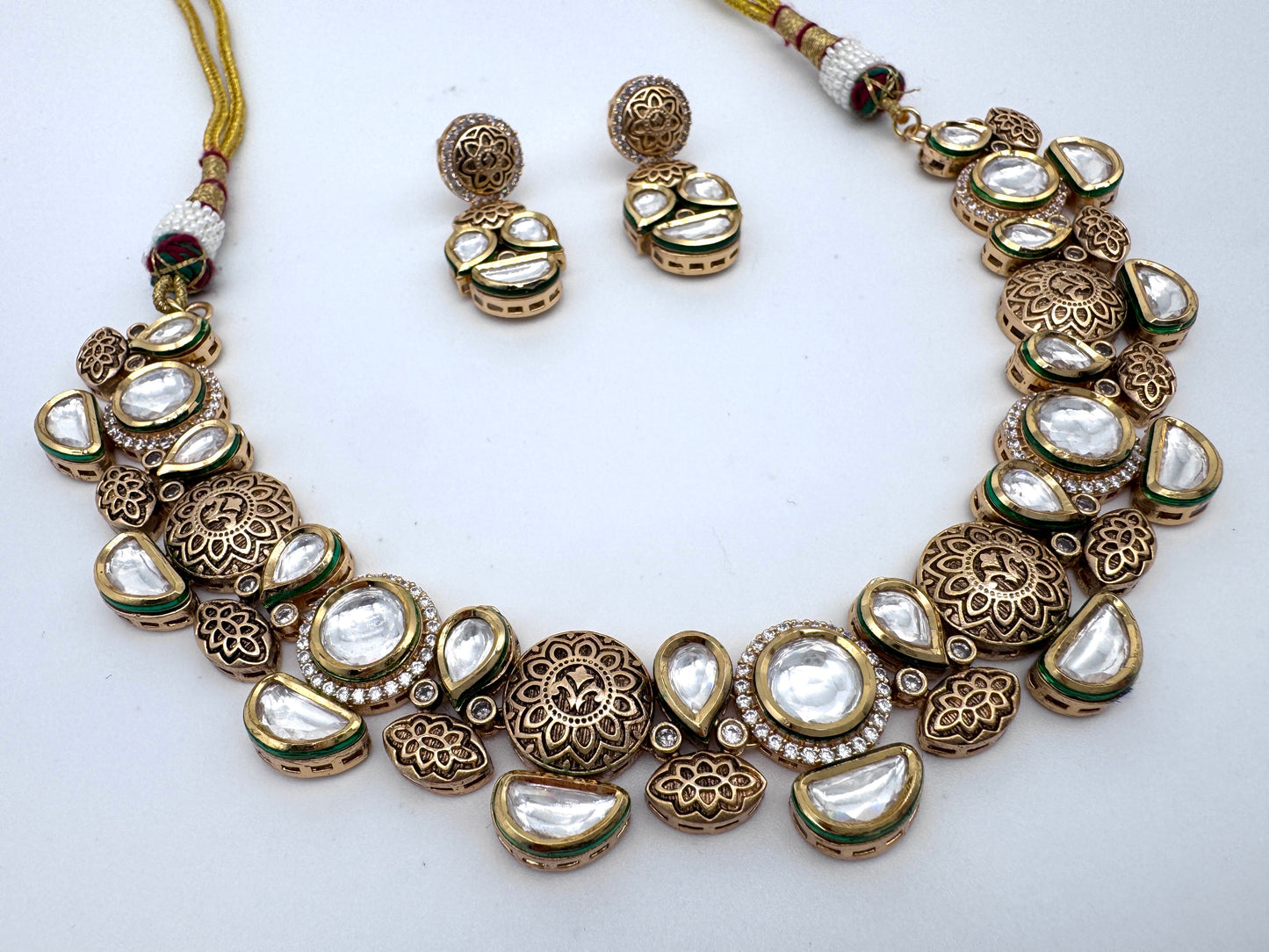 Pranali Bronze Kundan Necklace Set