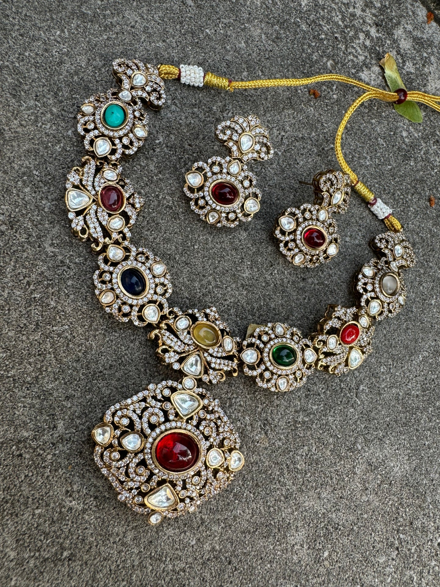 NAAYA VICTORIAN NAVRATAN NECKLACE SET