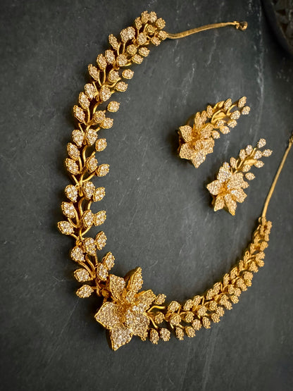 MIA CZ FLORAL GOLD NECKLACE SET