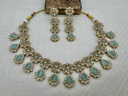 RIMAYA PASTEL GREEN NECKLACE SET