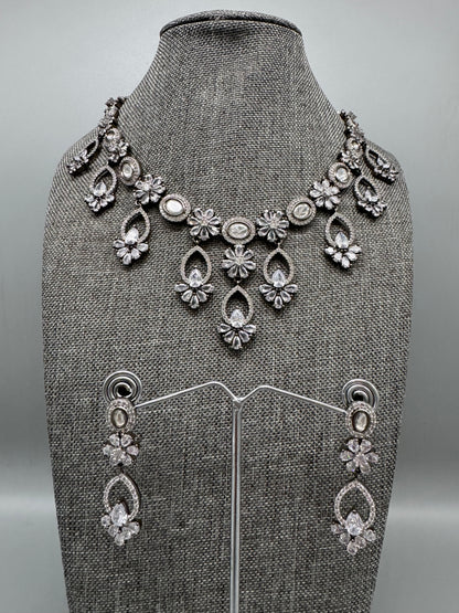 VERA VICTORIAN CZ NECKLACE SET