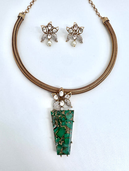 Aria Agate Hasli Necklace Set