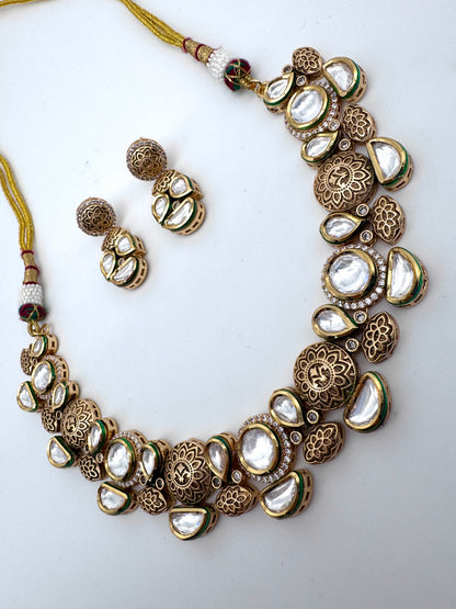 Pranali Bronze Kundan Necklace Set
