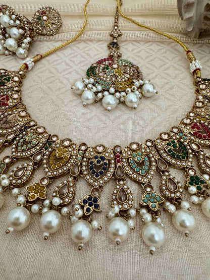ANVI NAVRATAN NECKLACE SET