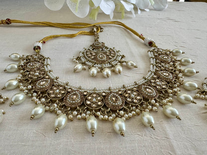 Shawna Pearl necklace set
