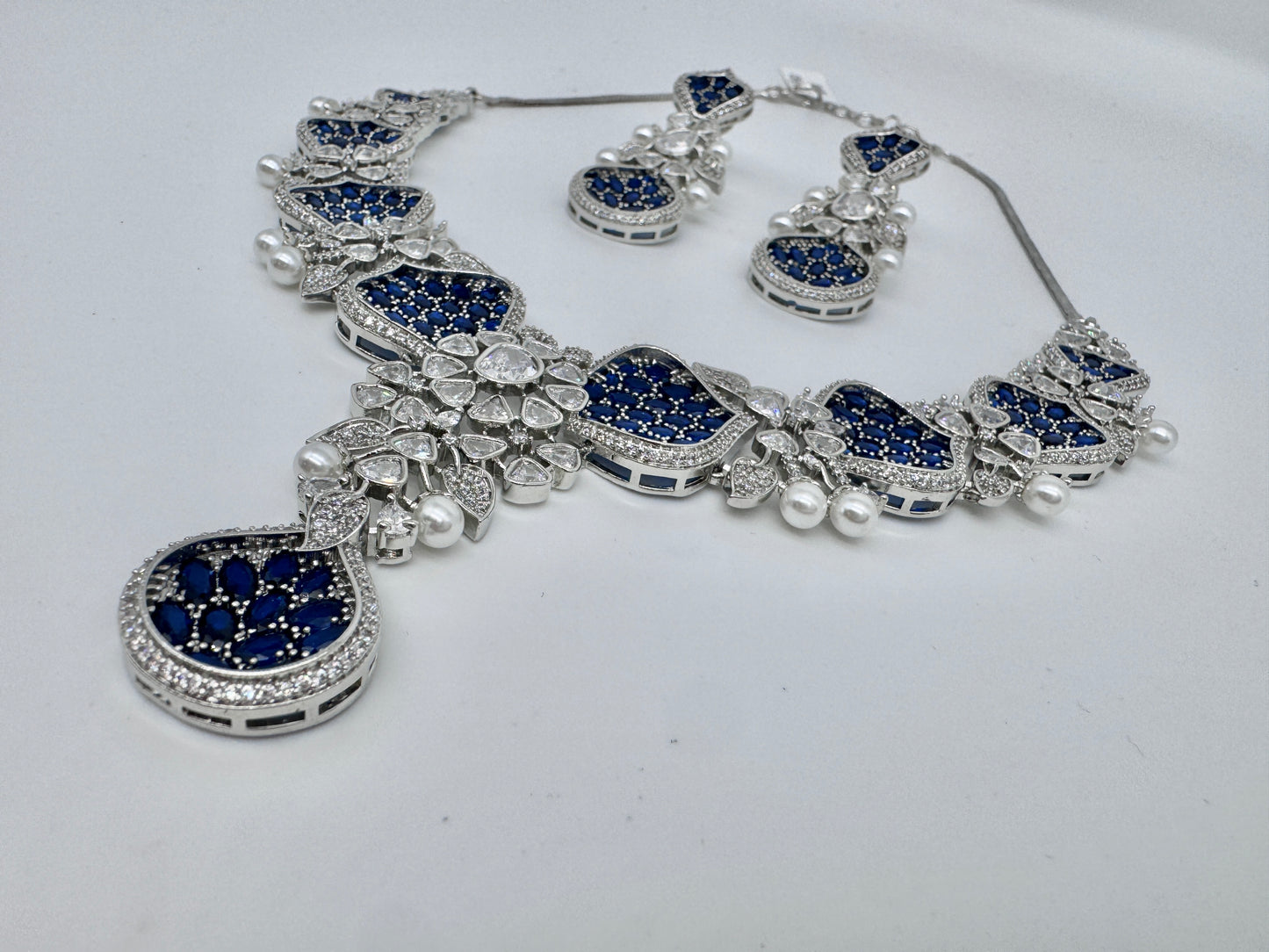 ARIELLE SAPPHIRE SILVER NECKLACE SET