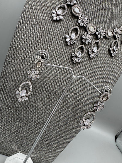 VERA VICTORIAN CZ NECKLACE SET