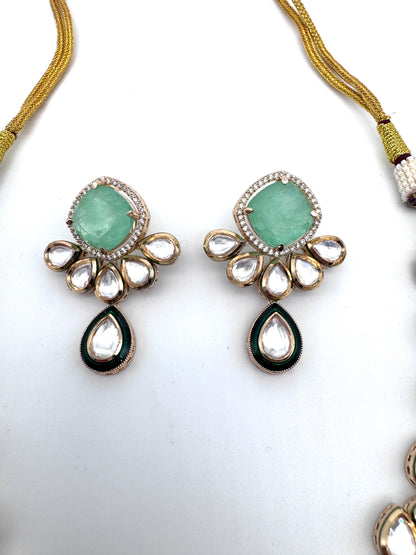 Sayani Green Chalcedony Kundan Necklace Set