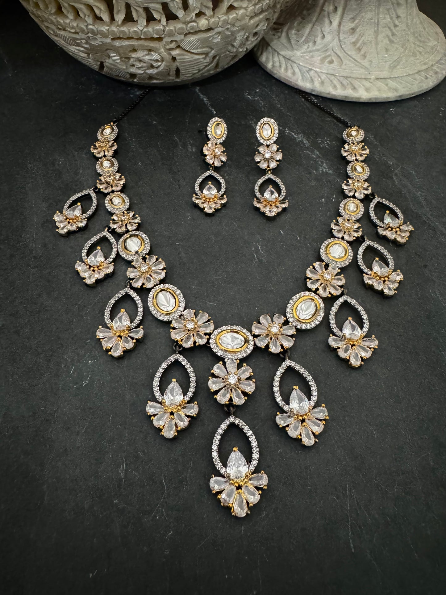 VERA TWO-TONE VICTORIAN CZ NECKLACE SET