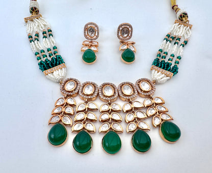 Amrita Kundan Emerald Choker Necklace Set