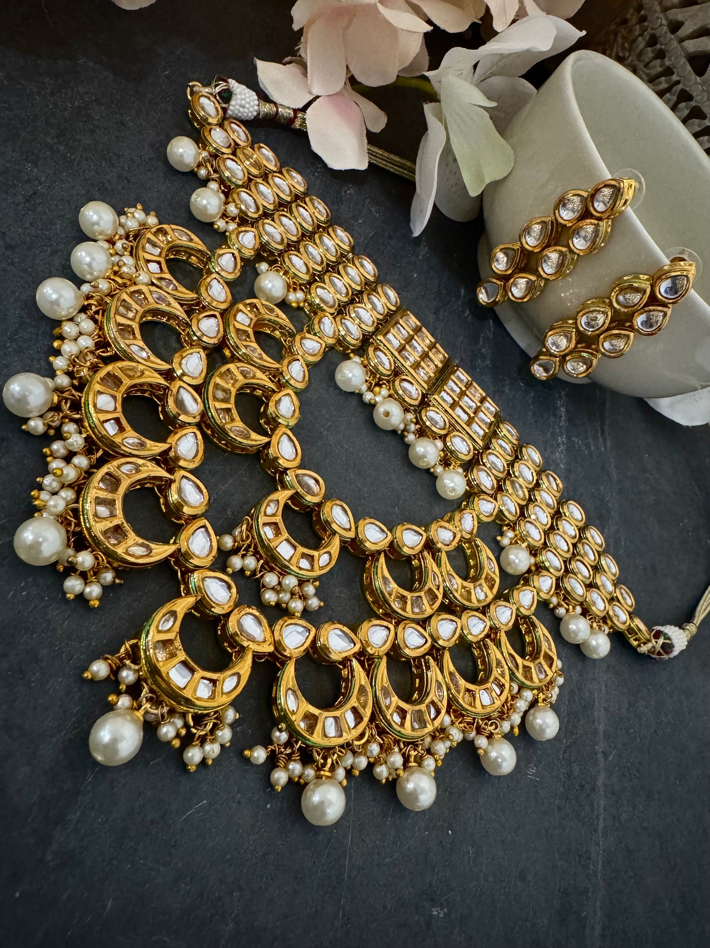 DEVI GOLD KUNDAN CHOKER SET