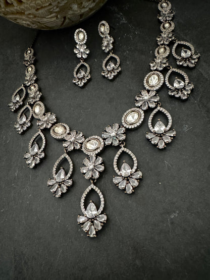 VERA VICTORIAN CZ NECKLACE SET