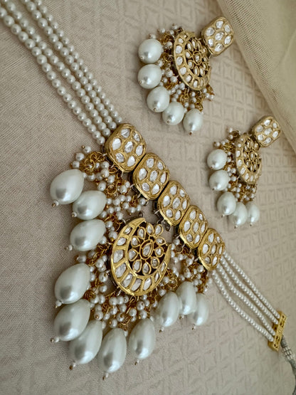 ANJALI KUNDAN CHOKER SET