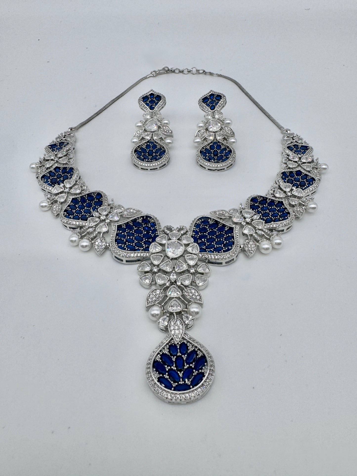 ARIELLE SAPPHIRE SILVER NECKLACE SET