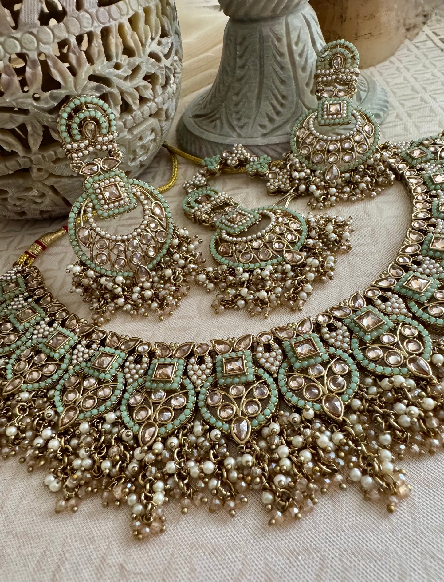 LEAH SAGE GREEN NECKLACE SET
