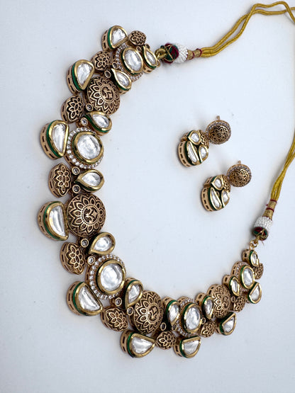 Pranali Bronze Kundan Necklace Set