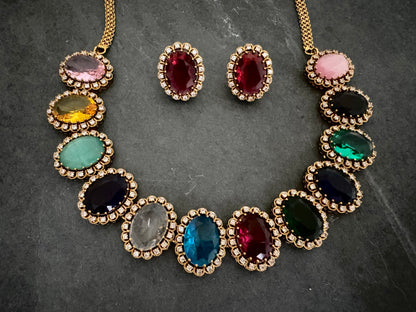 NOOR MULTICOLOR NECKLACE SET