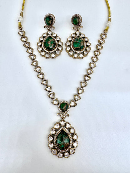 Devika Green Agate Pendant Necklace Set