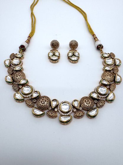 Pranali Bronze Kundan Necklace Set
