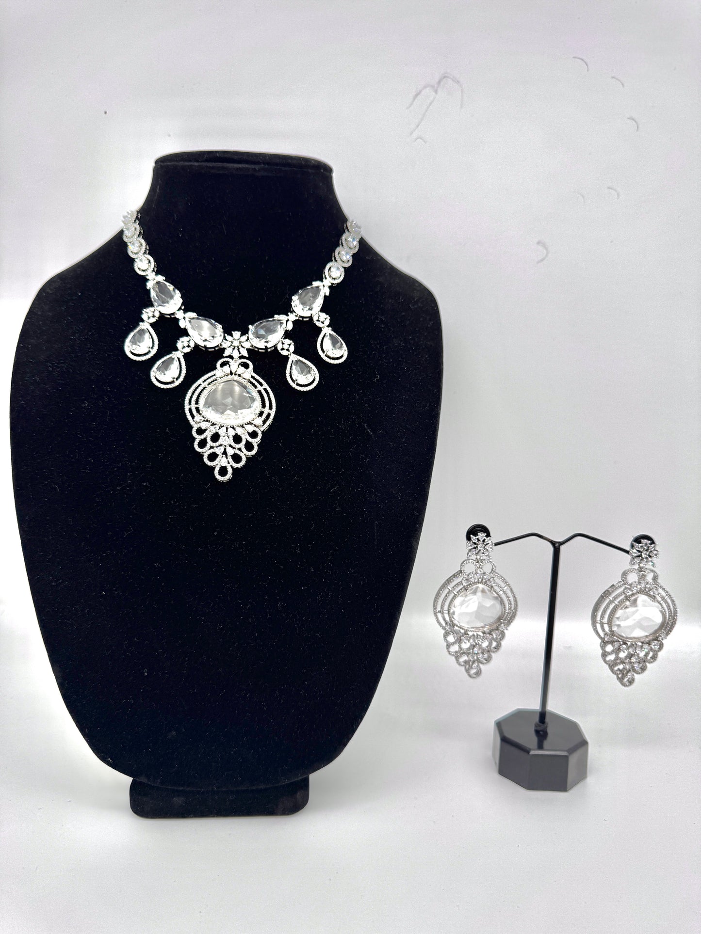 SARA CZ POLKI NECKLACE SET