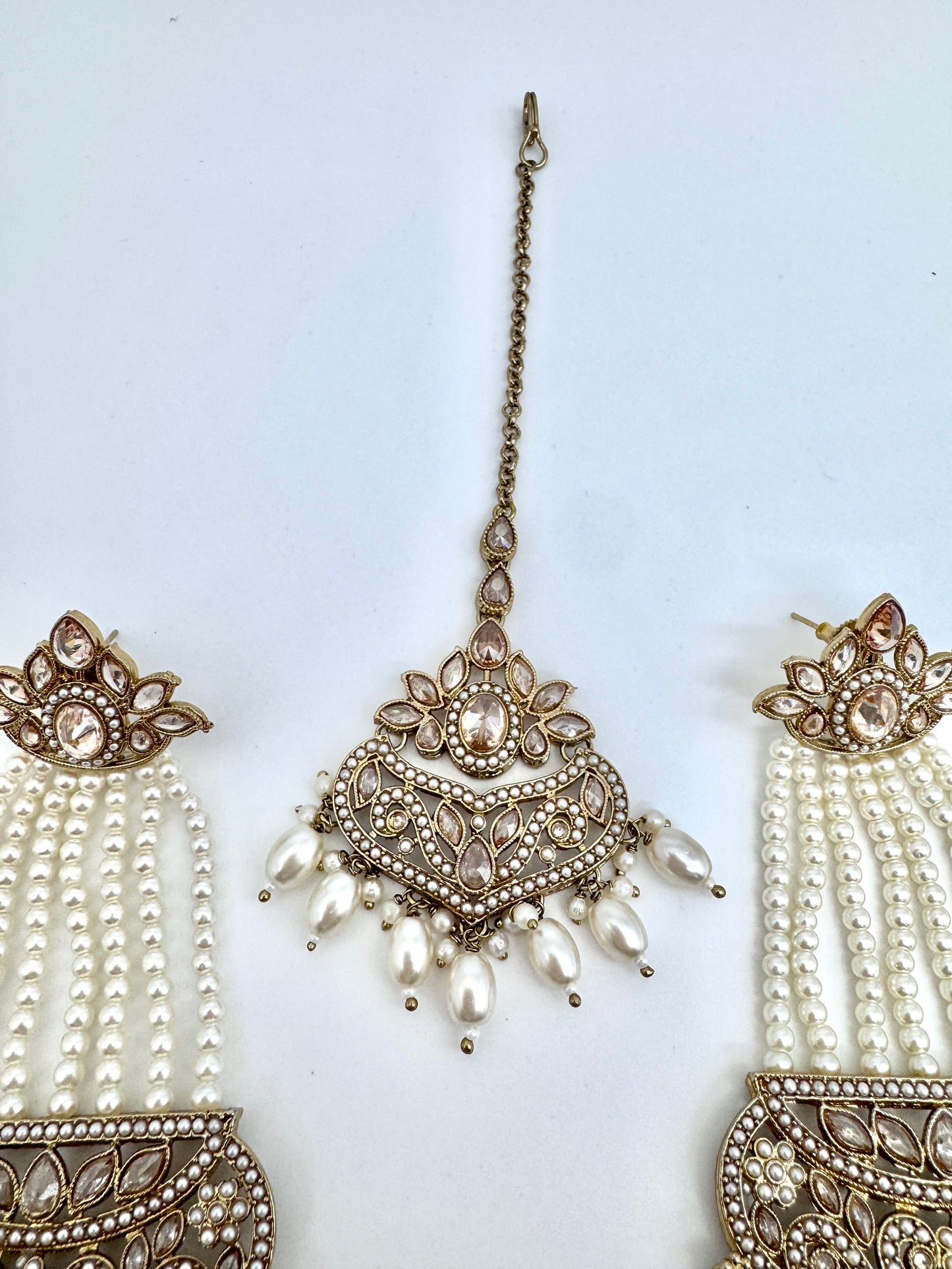 Gazal Pearl Earrings Mangtika Set