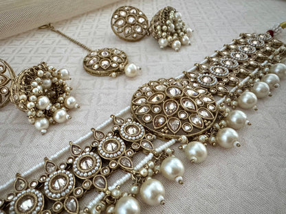 INAYA IVORY PEARL CHOKER SET