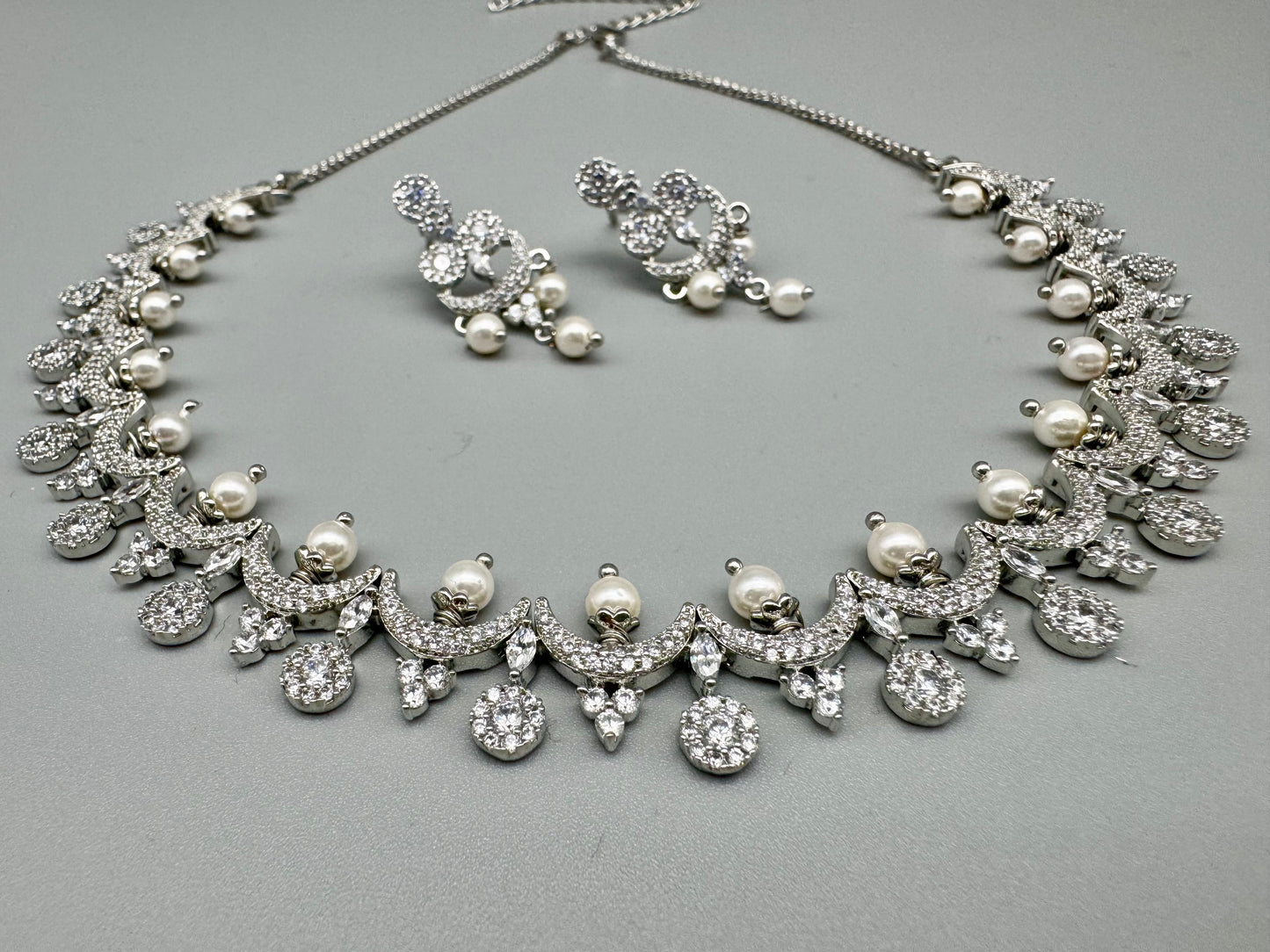 DIVA CZ SILVER NECKLACE SET